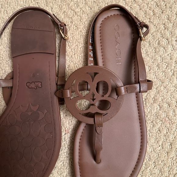 Women’s brown leather coach sandals size 9 - Picture 2 of 4
